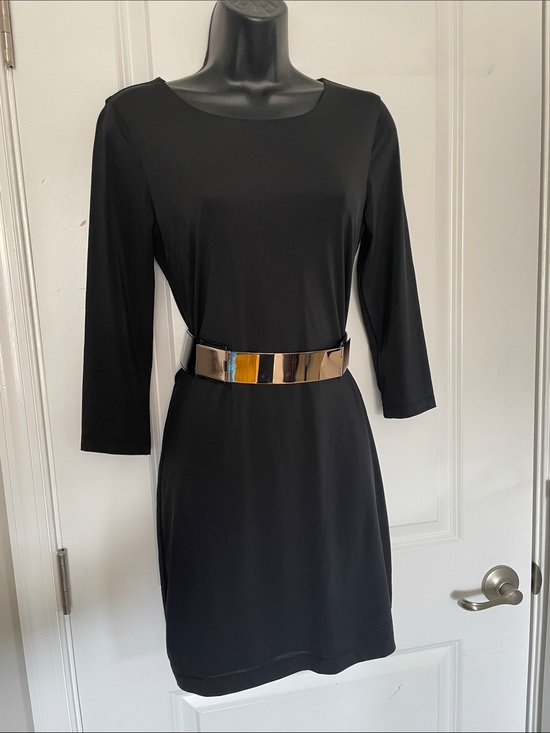 bebe Dresses & Skirts - NWT Bebe long sleeve dress with gold belt and accents